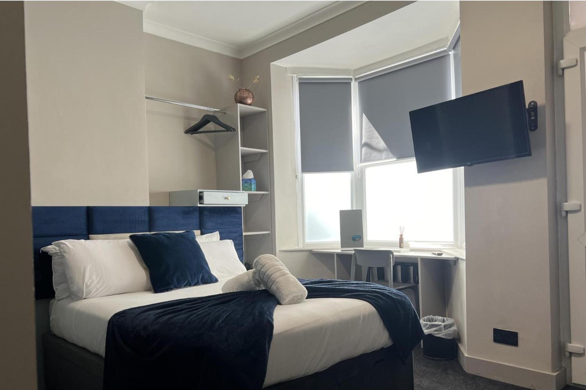 Holiday home Sanctuary - 4 Bedroom House